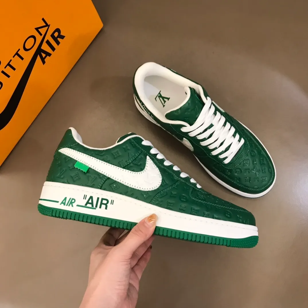 Men's shoes💰p440 "*oui* Vuitto*" x OFF-WHITE x Nike three-party collaboration! Trendy and cool men's casual sports shoes with unrivaled color matching. The design idea basically continues the style of THE TEN. The Swoosh line and tongue label have a very familiar visual effect and are both fashionable and trendy! A must-have for fashionistas! The effect on your feet is absolutely stunning! Size: 38-45